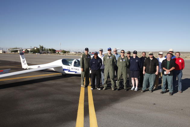 USAF Academy instructors, Edwards test pilots and ground support team preparing for our DG-1000 checkout flights from Edwards North Base. USAF photo by Christian Turner.
