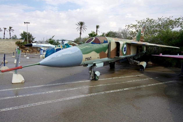 The Syrian MiG-23 that defected to the Megiddo airfield on 11 October 1989. Photo by Agustaman.