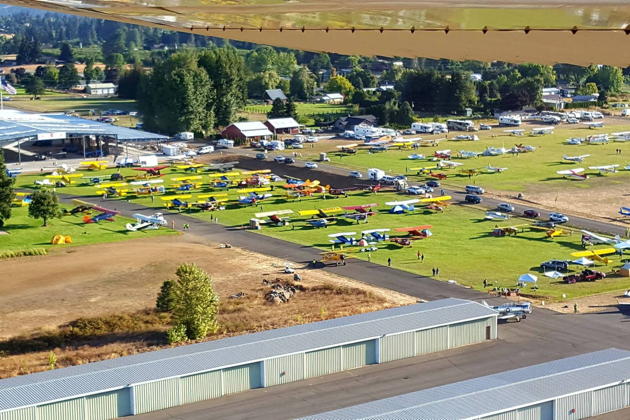 Sunday's remaining airplanes of the well over 400 aircraft visitors to the 2016 Hood River Fly-In. Photo by Michelle O'Flynn.