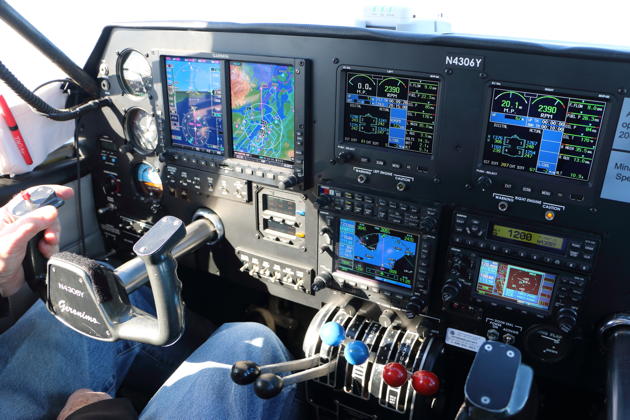 The impressive cockpit suite in George Johnson's Apache, featuring a Garmin G600 suite, plus Garmin 530/430 systems.