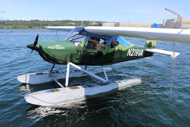 Ranger N219VR on floats in Lake Washington at the W36/Renton float dock.