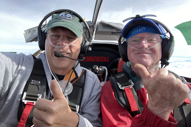Two thumbs up with oxygen flowing at 17,000 feet in the RV-7.