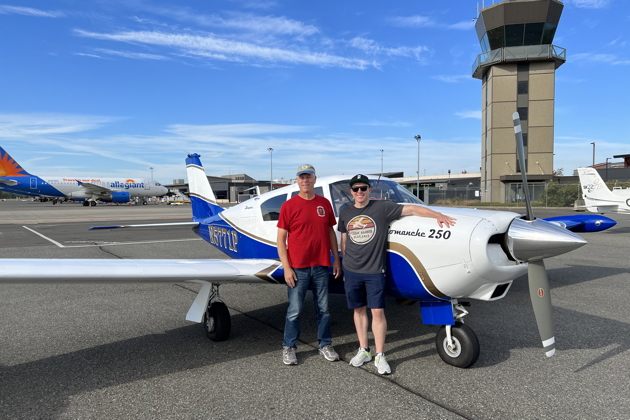 With Kevin Franklin and his Comanche 250 during checkouts at Bellingham, WA (KBLI).