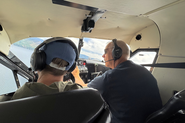 Maneuvering for a water landing in Kevin's Beaver. Photo by Rob Smith.