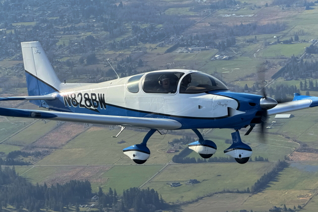 Chris Terrell and Steve Cameron in Sling TSi N828BW. My photo.