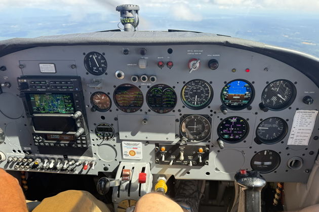 The upgraded cockpit displays in the SF260.